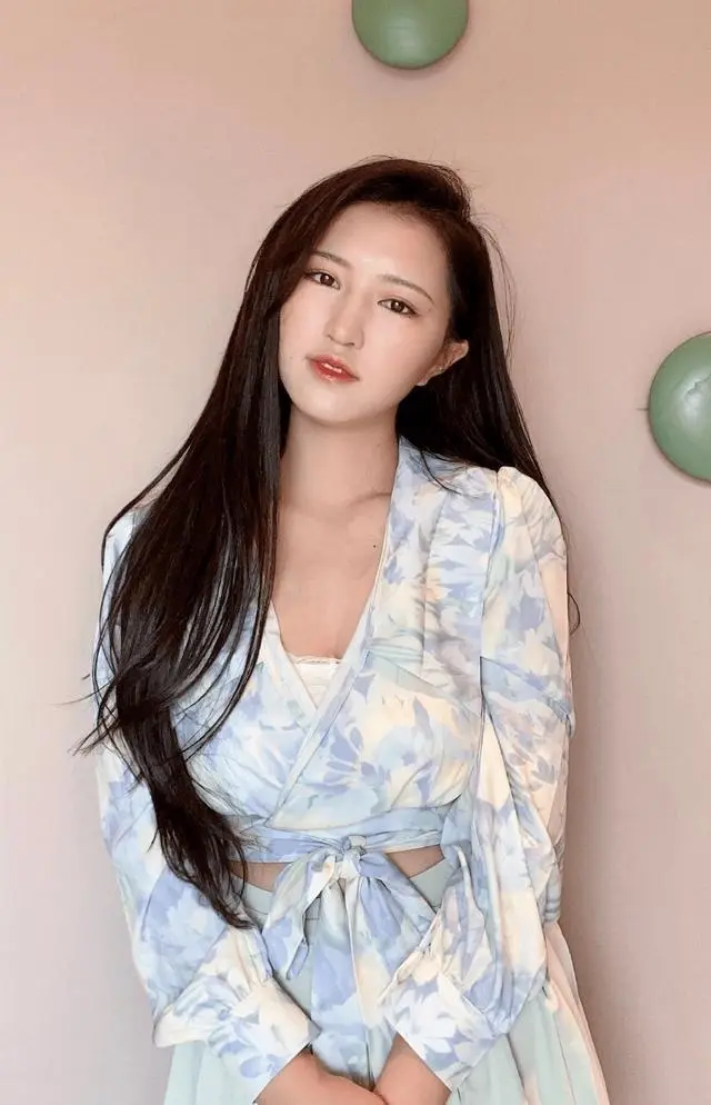 《沈樵》电影全集原版视频高清HD在线观看-沈樵电视剧全集高清中文字幕-百度夸克网盘资源免费下载-沈樵短剧在线观看高清无广告
