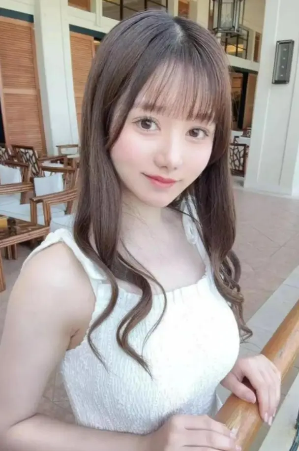 《特殊的按摩精油》相关资源图片