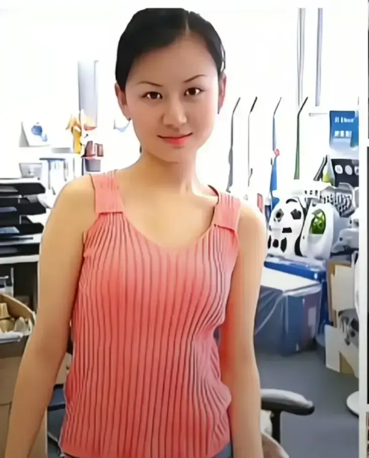 《莫老师》全剧集超清无删减在线看 - 短剧莫老师高清完整版免费播放 - 1080P画质流畅