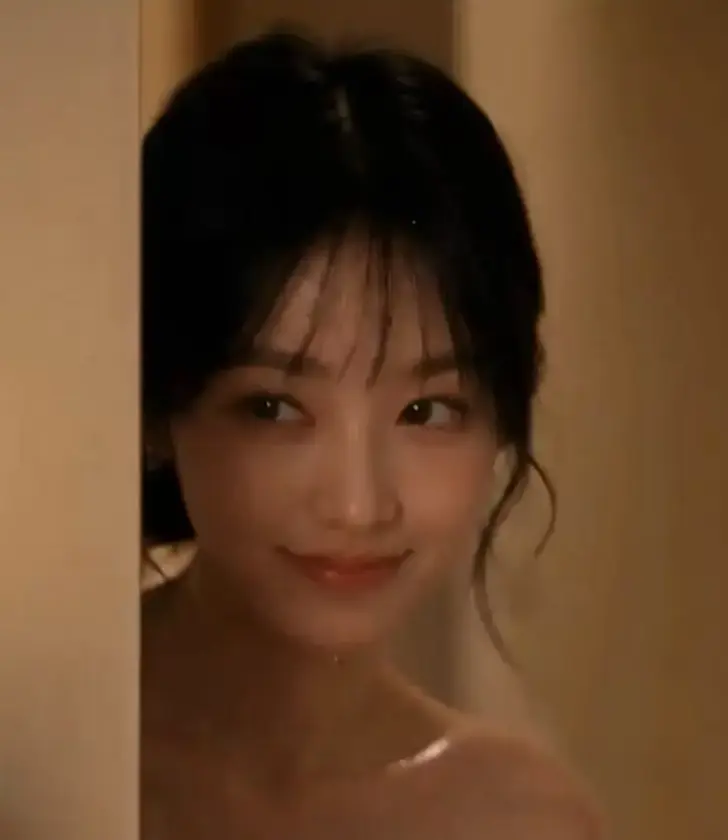 《女友帮我追闺蜜》1080P高清未删减版-真人AI剧女友帮我追闺蜜免费在线看完整版-最新全集夸克网盘资源下载